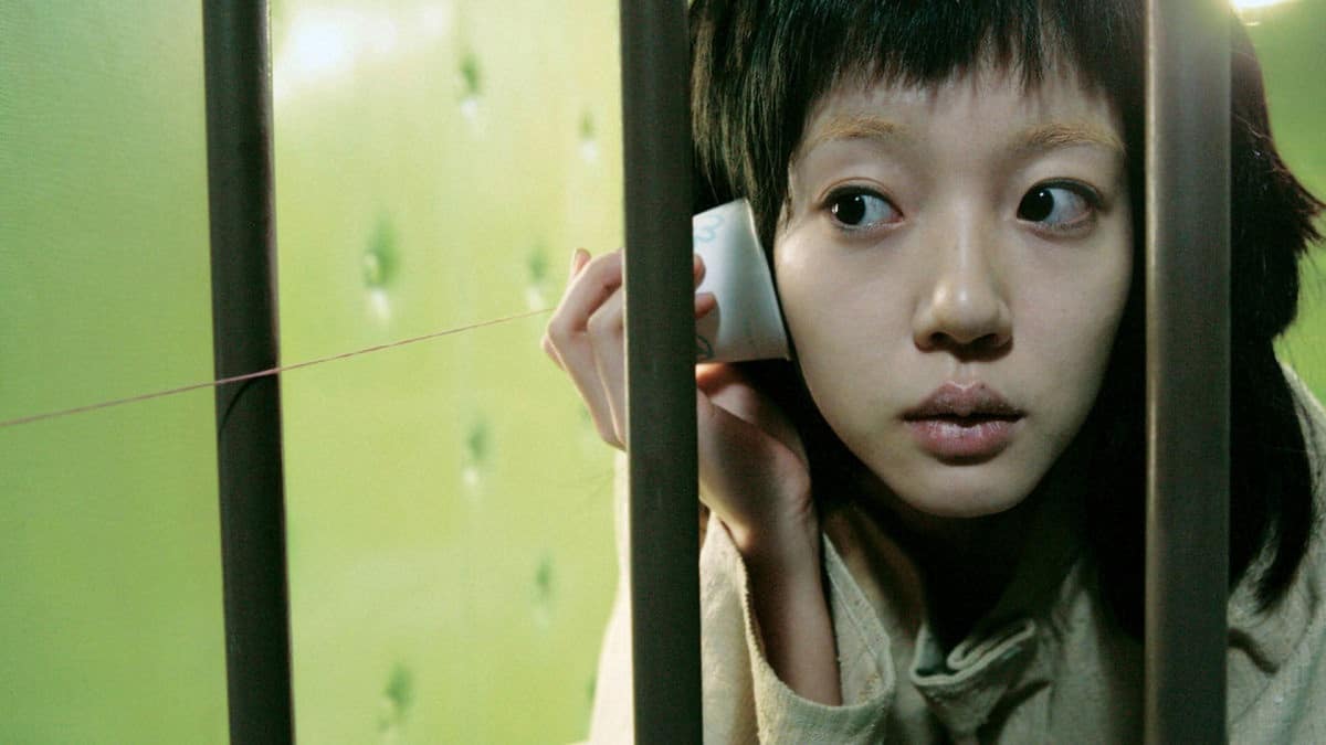 فیلم I'm a Cyborg از بهترین فیلم های کره ای imdb